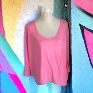 Lightweight Pink Low-High Top